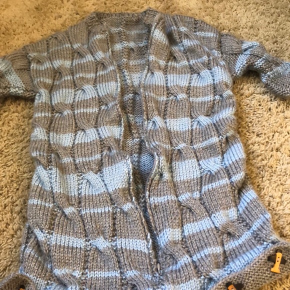 Hand-knit baby cozy - perfect for fall / winter! - Picture 3 of 3